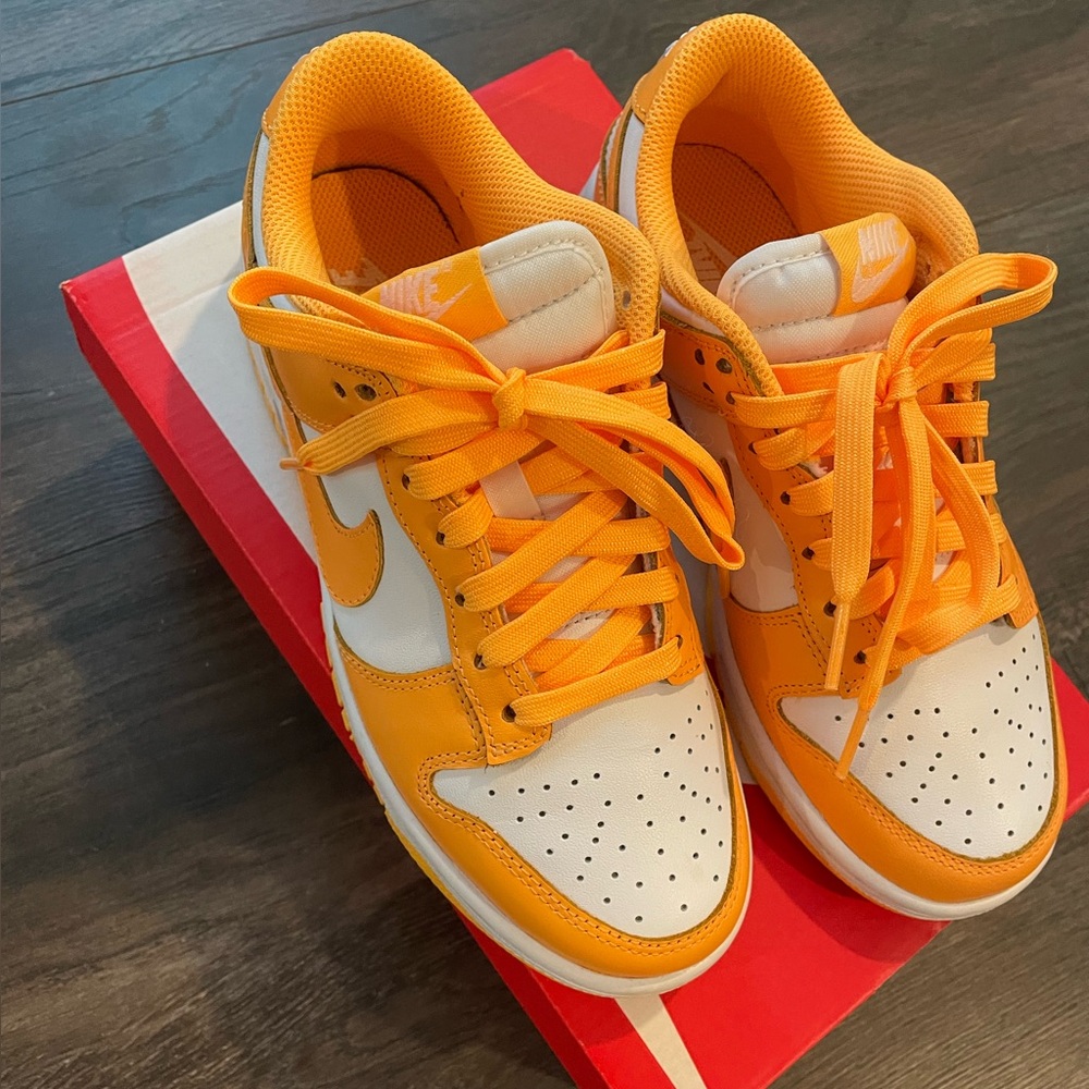 Nike dunk low Laser orange